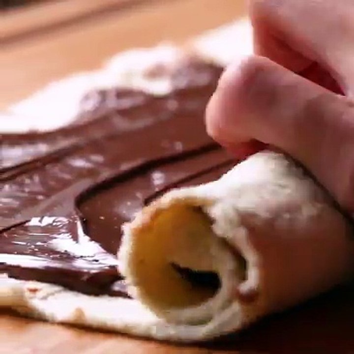 Diese Eiscreme-Swirl-Sandwiches werden sich direkt in dein Herz rotieren!Das ganze Rezept findest du hier: