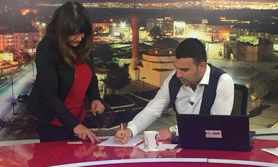 Canlı yayında verdiği karara diğer çalışanlar da eşlik etti