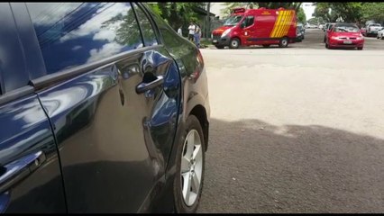 Mulher fica ferida em colisão de trânsito