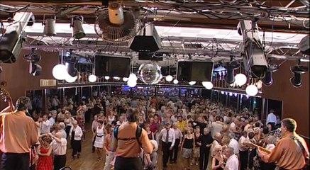 Les battages par l' Orchestre de Dominique Moisan