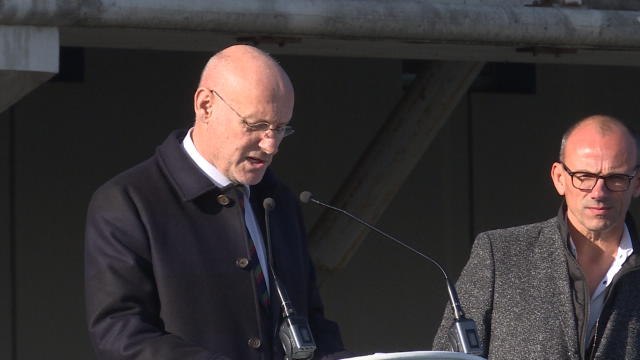 XV de France - Bernard Laporte inaugure le stade Pierre-Camou à Marcoussis