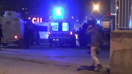 Şemdinli'de Meydan Gelen Patlamada Yaralanan Askerler Hastaneye Kaldırıldı