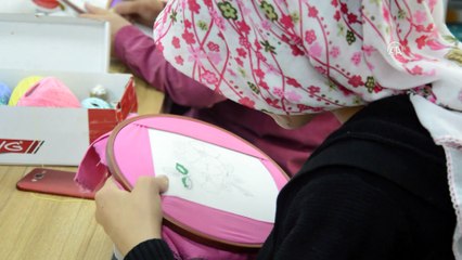 Aile destek merkezleri ile yaşama tutunuyorlar - AĞRI