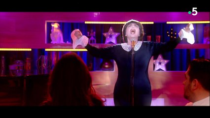 Mireille Mathieu "Le premier regard d'amour (live) - C à Vous - 09/11/2018