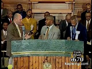 Pastor Gino Jennings vs. Harry Knox (Homosexuality debate) Part 1/2