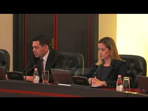Meta dekreton “bastet”, ligji i ri mbyll të gjitha lojërat e fatit