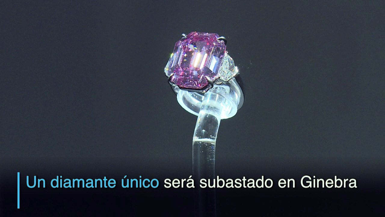 Raro y rosado