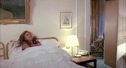 Vacanze di Natale SCENE HOT con Ornella Muti 2T