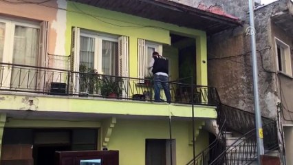 Terör örgütünün hücre evine operasyon - İZMİR