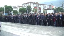 Küçük Elif, Atatürk'ü Anma Töreninde Gözyaşlarına Boğuldu