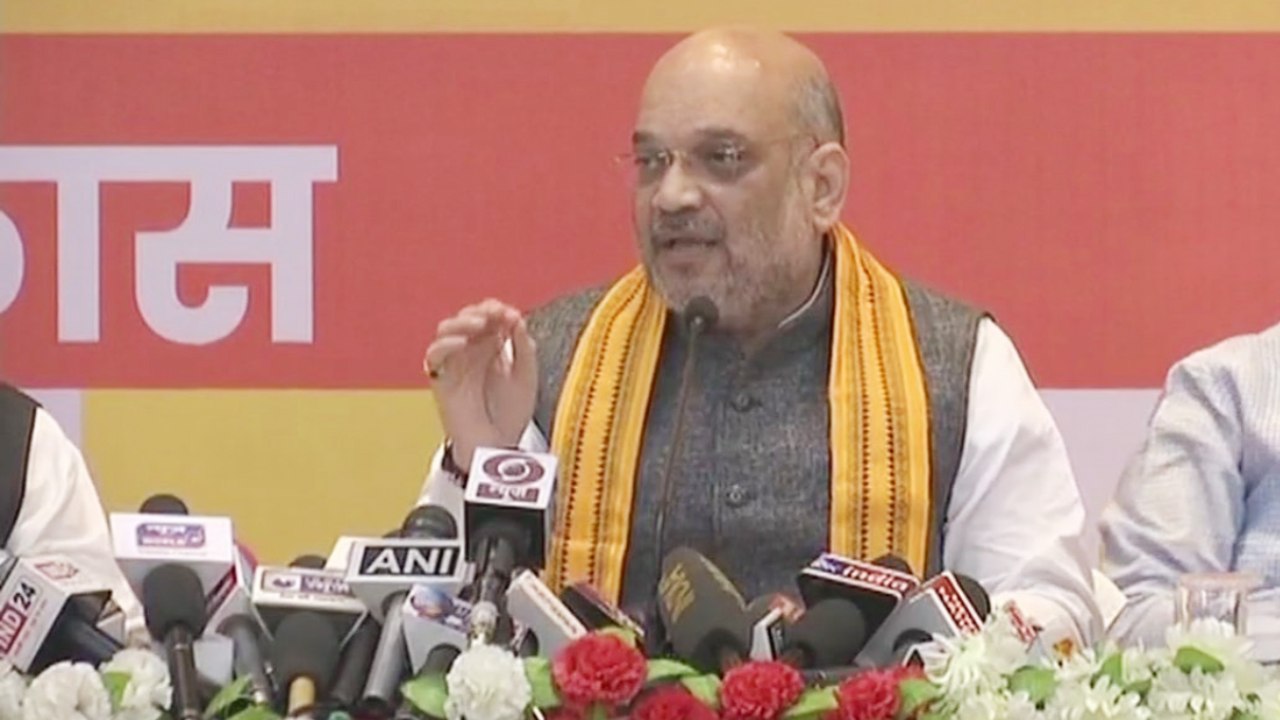 Chhattisgarh में Amit Shah ने Naxalism पर नकेल को लेकर Raman Singh की तारीफ की | वनइंडिया हिंदी