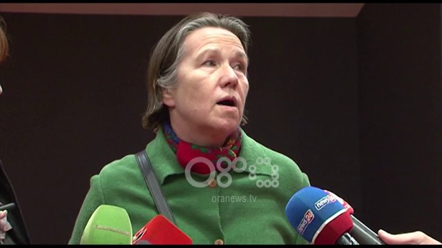 Ora News - Apeli i ambasadores franceze: Rama e Meta të gjejnë zgjidhje për Sandër Lleshaj