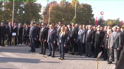 Vali'den İstiklal Marşı'nın Gecikmesine Tepki