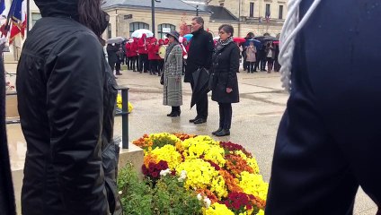 Cérémonie civile à Bar le Duc : dépôt de gerbe et Marseillaise