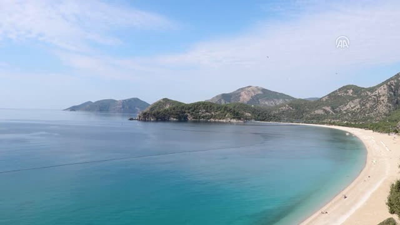 Kasımda Deniz ve Yamaç Paraşütü Keyfi