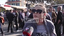Banorët e ‘Astirit’ bllokojnë sërish unazën, tension në protestë, shoferi godet operatorin e TV