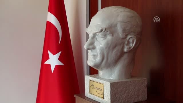 Büyük Önder Atatürk'ü Anıyoruz