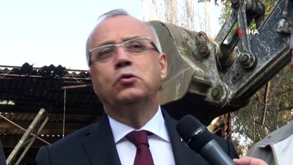 34 yıllık eski pazar yeri yıkıldı...Yıkım havadan görüntülendi