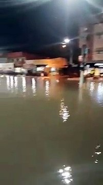 Chuva de Balneário de Guriri , em São Mateus, alagado
