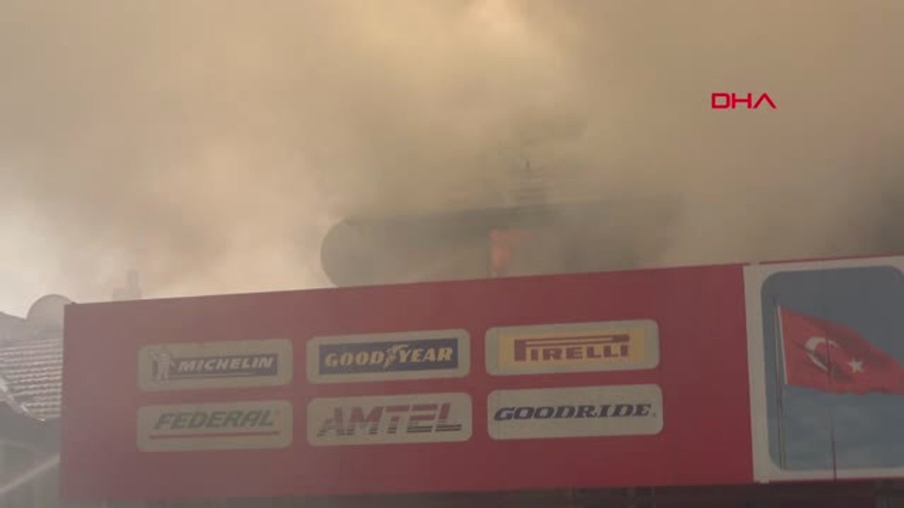 Düzce Lastik Tamir Dükkanında Başlayan Yangın Eve Sıçradı