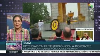 Presidente cubano es condecorado en Vietnam