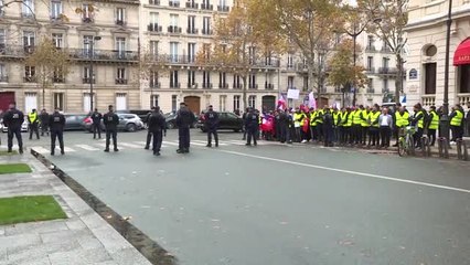 Cumhurbaşkanı Erdoğan, Fransa'da Sevgi Gösterileriyle Karşılandı (1)