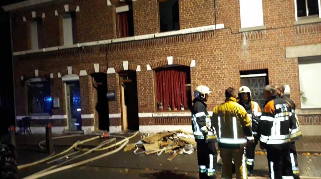 Peronnes lez antoing feu de cheminee  10.11.2018