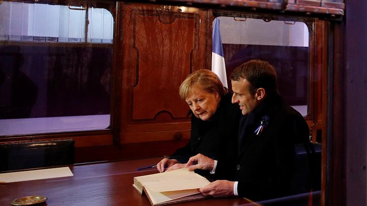 Macron és Merkel Compiègne-ben