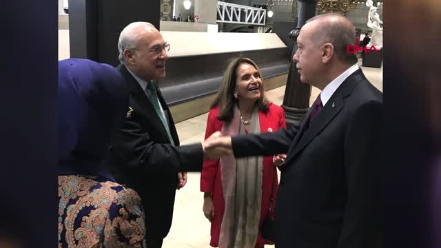 Cumhurbaşkanı Erdoğan, Fransa'da Liderler Onuruna Verilen Yemeğe Katıldı