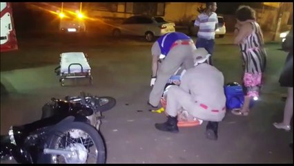 Mulher fica ferida em colisão de trânsito na Rua Antonina