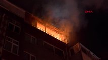 İstanbul Kağıthane'de 6 Katlı Binanın Çatısı Alev Alev Yandı