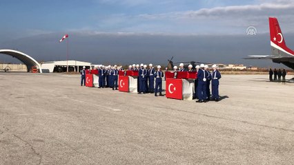 Patlamada şehit olan 3 asker memleketlerine uğurlandı (1) - VAN