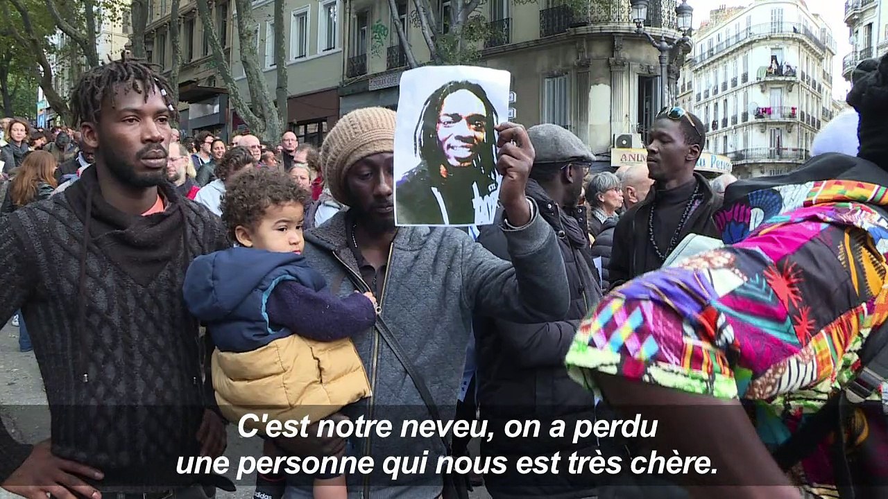 Marseille: marche blanche après l'effondrement d'immeubles