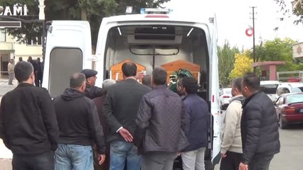 Vahşice Öldürülen Liseli Fatma Nur Son Yolculuğuna Uğurlandı