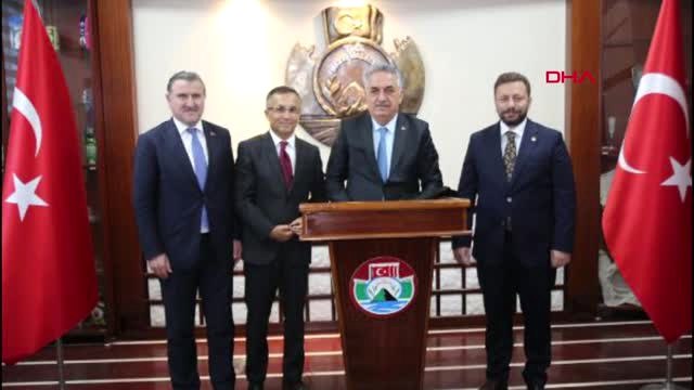 Rize Hayati Yazıcı Kaza Geçirdi, Sol Eli Alçıya Alındı