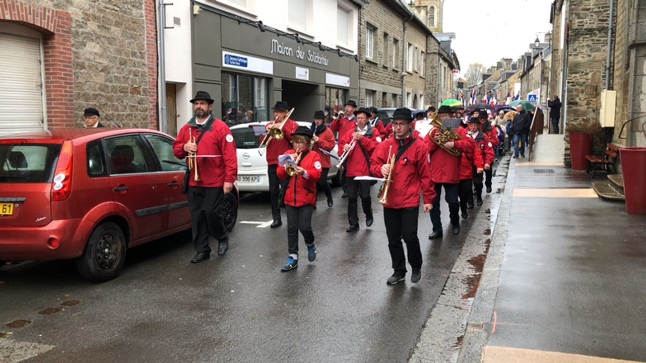 Les élèves de l’école Saint-Joseph participent à la commémoration du 11-Novembre