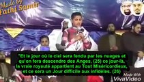 Un enfant récite d'une voix  émouvante des versets sublimes du Coran