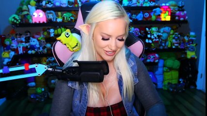 DEPORTING RED! - Stream Highlight #36