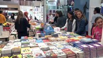 37. Uluslararası İstanbul Kitap Fuarı'na yoğun ilgi - İSTANBUL