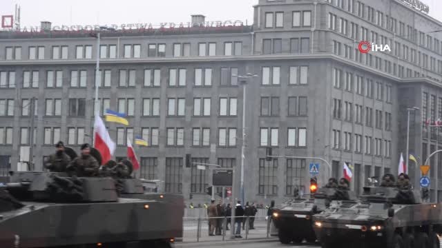 Polonya Bağımsızlığının 100'üncü Yılını Kutluyor- Kutlamalara Bölünmüşlük Gölge Düşürdü