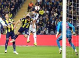 Fenerbahçe'de Şener Özbayraklı Sakatlandı