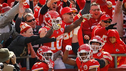 Tyreek Hill leaps into the stands to celebrate 37-yard TD