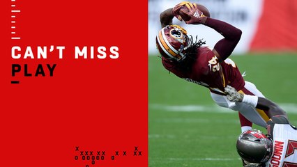 Can't-Miss Play: Norman dives to pick Fitzpatrick on goal line