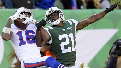 Foster is over 100 receiving yards after 43-yard catch