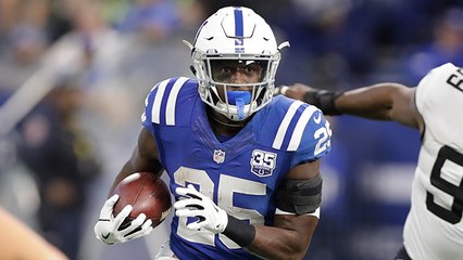 Marlon Mack glides in for two-point conversion