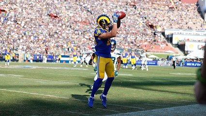 Kupp hauls in spinning toe-tap sideline grab
