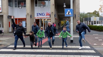 Kleine Silly Walk met Aloys Bijl - We Zen Wir De Leste / Spijkenisse 2018