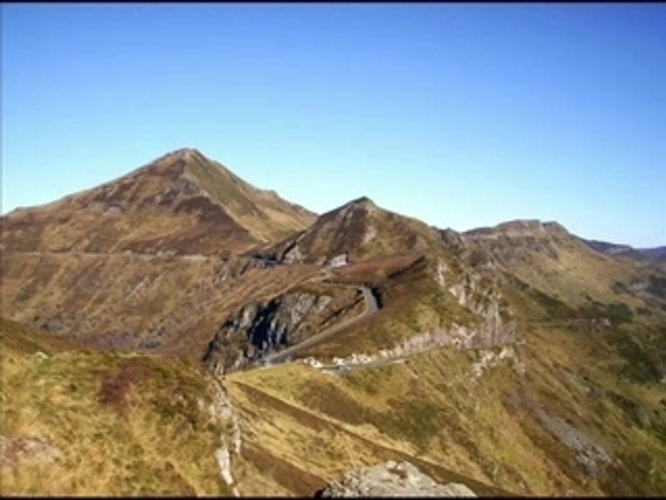 Les monts du cantal_2007