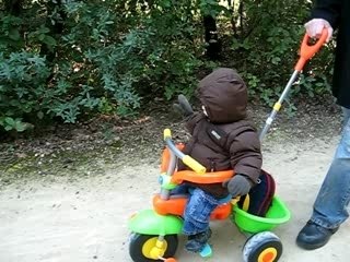 Balade au zoo avec mon tricycle