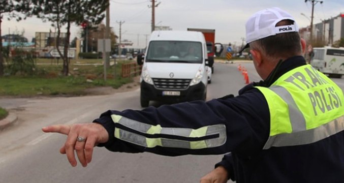 Zorunlu Kış Lastiği Takmayanlara 625 Lira İdari Para Cezası Verilecek